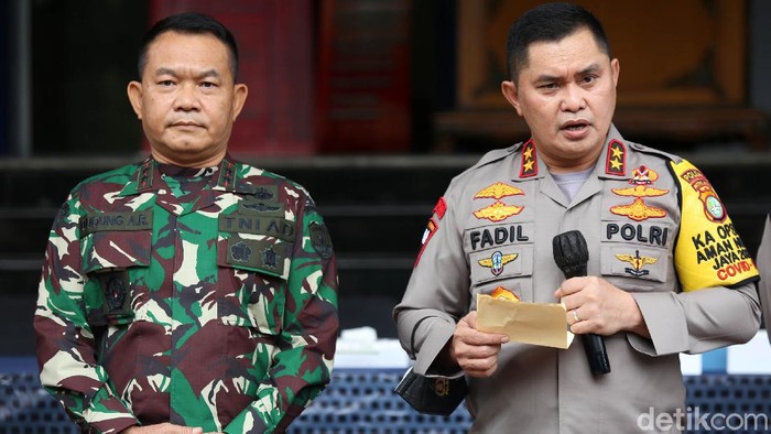 Ini Dia Senjata Api Pendukung HRS yang Serang Polisi 