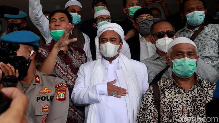 Habib Rizieq-Dirut RS UMMI Jadi Tersangka Kasus Tes Swab