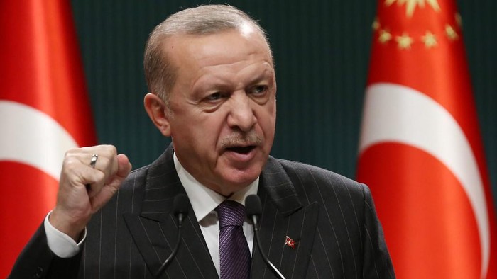 Erdogan Telepon Putin, Ajak Beri Pelajaran ke Israel!