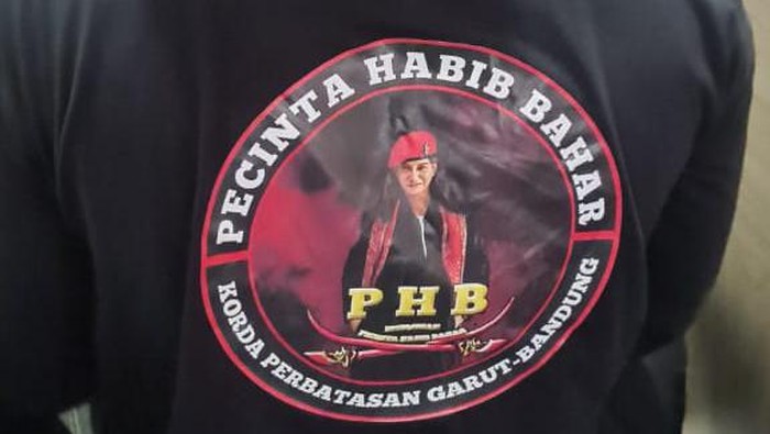 Tentang Massa Berkaus Habib Rizieq-Habib Bahar Sebelum Aksi 1812 Digelar