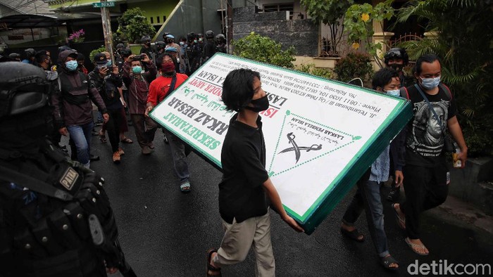 5 Sikap BEM UI soal Pembubaran FPI
