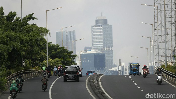 22 Hari Lagi Kendaraan di Jakarta Wajib Lulus Uji Emisi