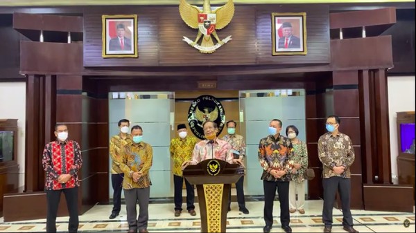 Mahfud Md Ungkap Ada Perintah agar Laskar FPI Tabrak Mobil Polisi