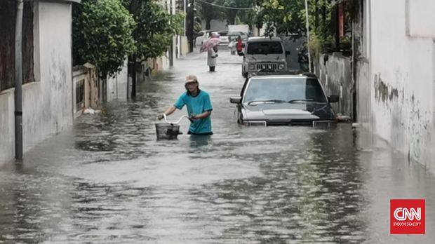 Sudah 2 Periode, Ganjar Ungkap Penyebab Banjir Semarang: Problem Administrasi