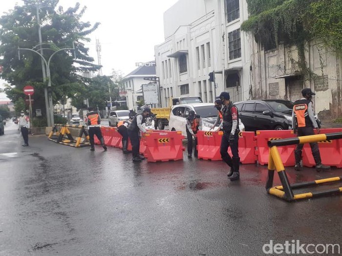 PDIP DKI: Batalkan LEZ Kota Tua karena Bikin Macet dan Tingkatkan Emisi 