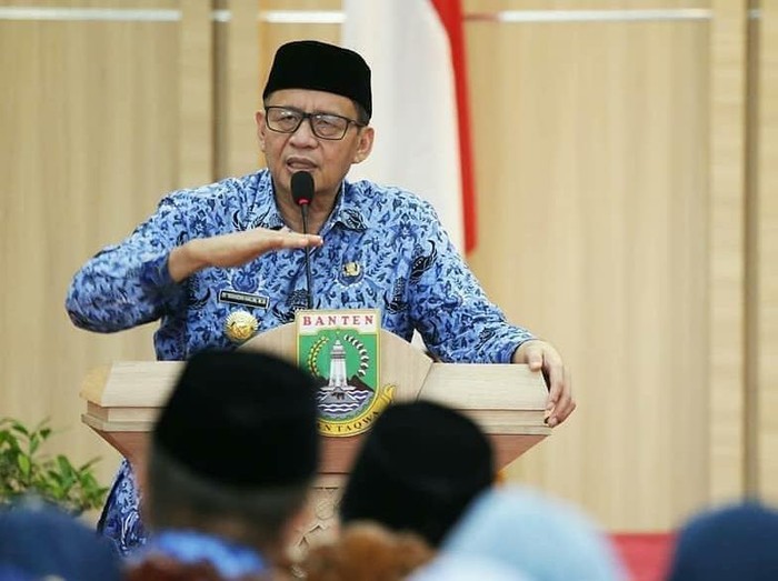 dr Tirta Kritik Akun COVID-19 Banten, Gubernur: Kurang Kerjaan, Turun ke Lapangan