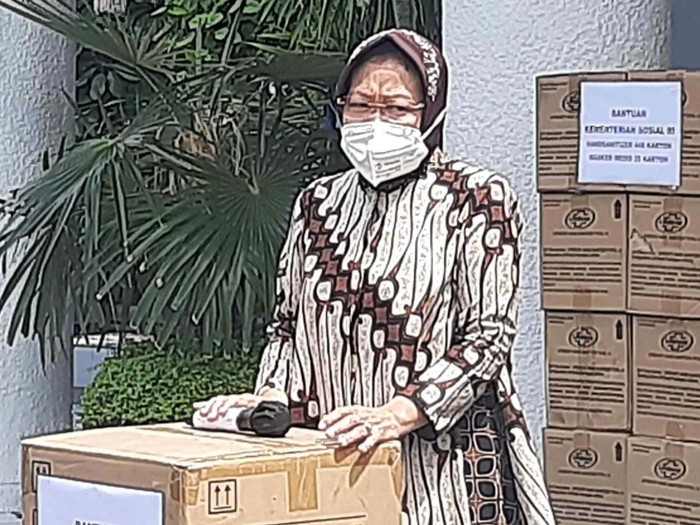 Mensos Risma Usul ke Presiden Agar Daerah-daerah Mandiri Saat Terjadi Bencana