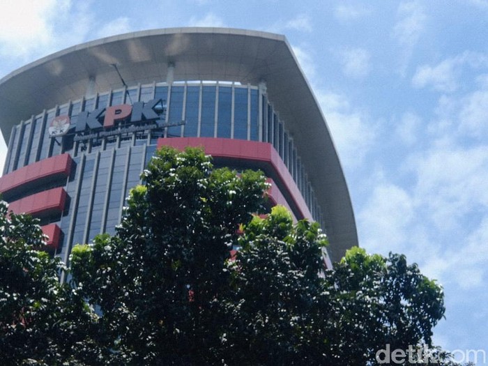 Pakar Hukum soal Hasto Tersangka: Justru Pimpinan Baru KPK Tak Politis