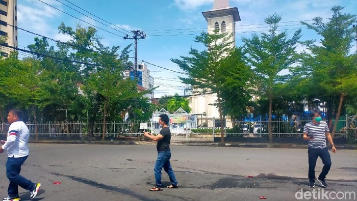 Ledakan Terjadi di Depan Gereja Katedral Makassar