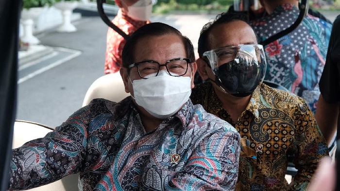 Istana Pastikan Jokowi Tak Reshuffle Kabinet Besok!