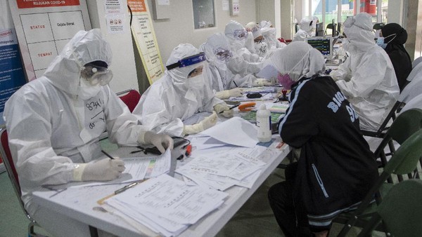 Ratusan Pasien COVID Antre Masuk, Pihak Wisma Atlet Minta Anies PSBB Ketat