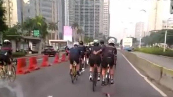 Dishub DKI Bantah Kawal Konvoi Pesepeda di Sudirman Jaksel yang Viral