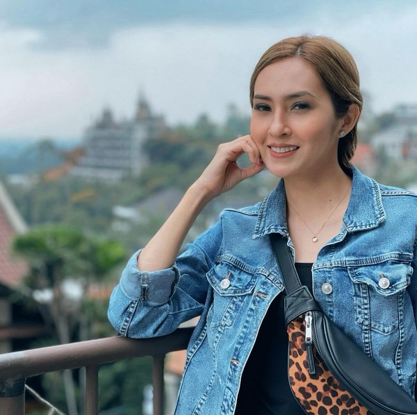 Ini Yanni Melwani, Artis Papua yang Disorot Gantikan Nagita Slavina di PON XX