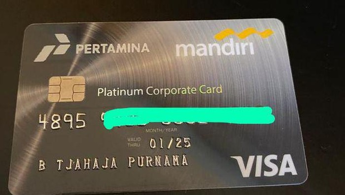 Ini Penampakan Kartu Kredit Ahok yang Limitnya Rp 30 Miliar!