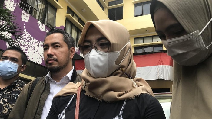 Muncul Wanita Berinisial S, Ngaku Dilecehkan Ayah Taqy Malik