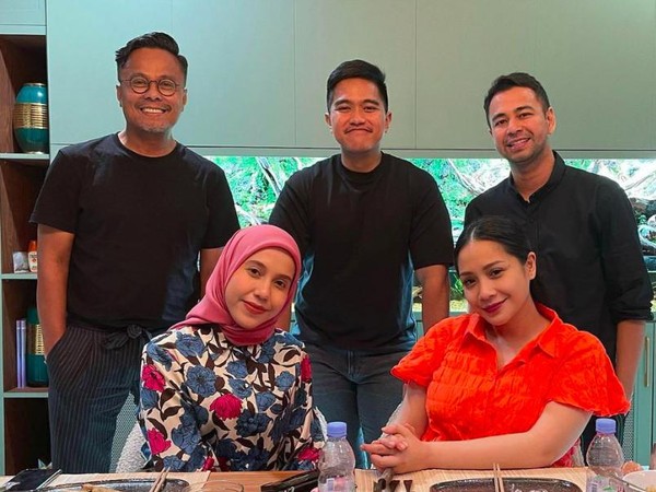 Terpampang Jelas! Kaesang Gandeng Nadya Arifta ke Rumah Raffi Ahmad