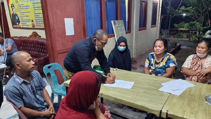 Wanita di Sumut Nyamar Jadi Sekda, Kepergok Warga Saat Urus Ijazah