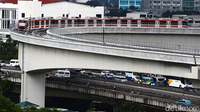 Wamen BUMN Sebut Longspan LRT Gatsu-Kuningan Salah Desain