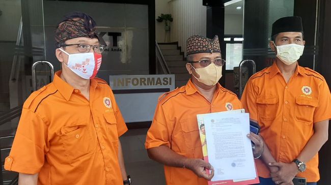 Organisasi Hindu Prajaniti Laporkan Pria Tendang Sesajen ke Polda Jatim