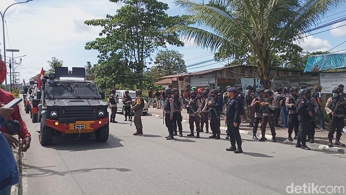 demo-tolak-dob-di-papua-massa-diblokade-dibubarkan-aparatquot