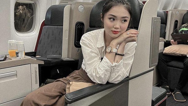 Vanessa Khong dan Calon Mertua Indra Kenz Ditahan Bareskrim!