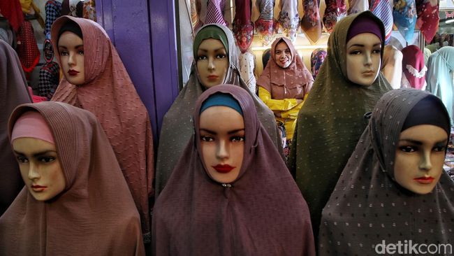 Miris! 1 Miliar Jilbab Impor Laku Keras di RI, Produk Lokalnya ke Mana?