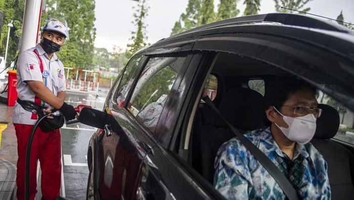 Mudik Lebaran Diprediksi 'Meledak', Stok Ditambah-Bisa Isi BBM di Tol