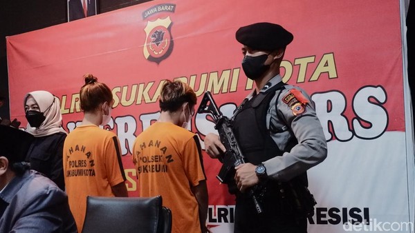 Pria Penginjak Al-Qur'an di Sukabumi Ditangkap!