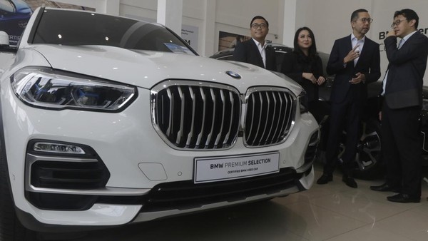 Perusahaan Leasing Cuan, Orang Indonesia 70 Persen Beli Mobil Secara Kredit