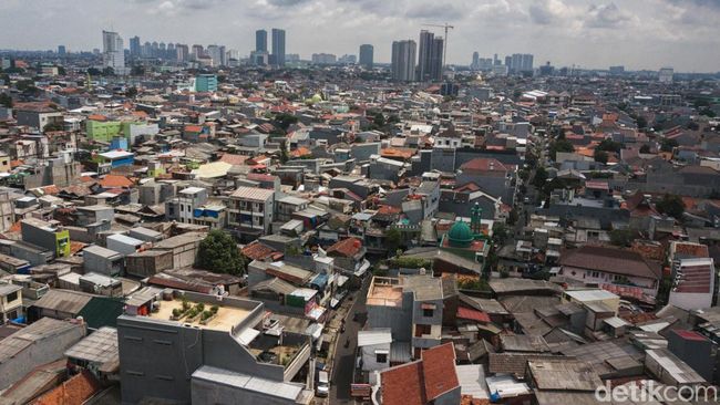 Didominasi Generasi Sandwich, Buruh RI Rentan Jatuh Miskin