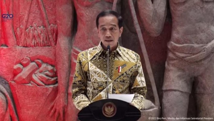 Jokowi Teken UU Sumbar yang Cantumkan Falsafah Adat Minangkabau"