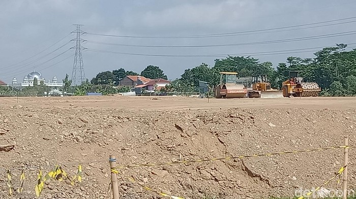 pengurukan-proyek-tol-jogja-solo-terhenti-imbas-tambang-bikin--mletre--disegel