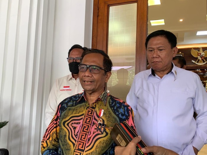 Warga Papua Diklaim Tangisi Lukas Enembe yang Ditahan KPK karena Korupsi
