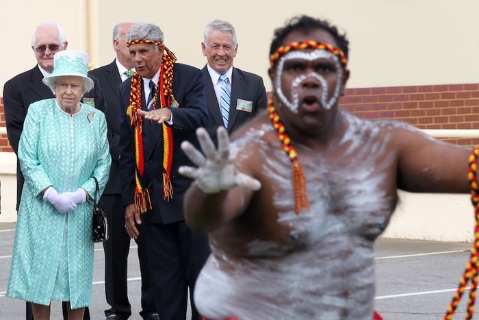 walau-ada-yang-menghormati-penduduk-asli-australia-tuntut-permohonan-maaf-kerajaan