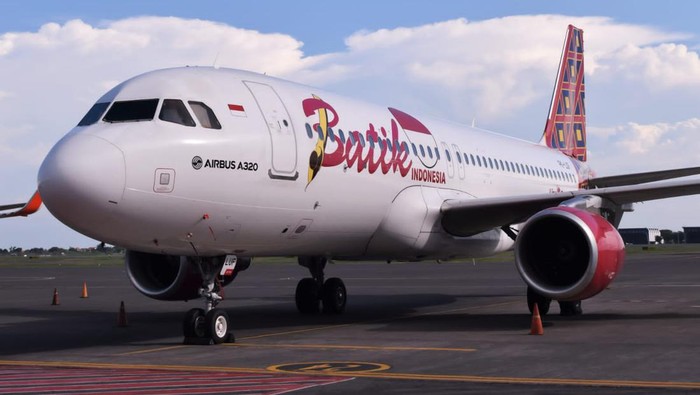 Momen Penumpang Batik Air Panik Mau Buka Pintu Darurat gegara Lampu-AC Mati