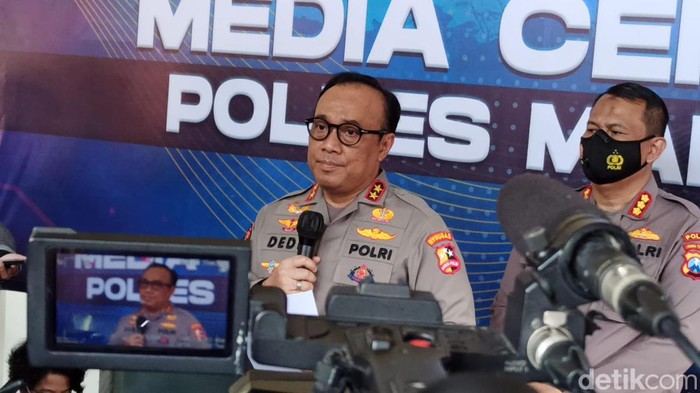 Beli Senpi di Filipina buat OPM, Apa Hubungan Anton Gobay dengan Lukas Enembe?