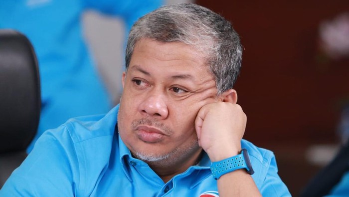 fahri-hamzah-ajak-rakyat-aklamasi-pilih-prabowo-gibran-kenapa