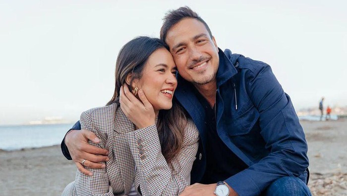 Penjelasan Raisa dan Hamish soal Perceraian Setelah 7 Tahun Menikah