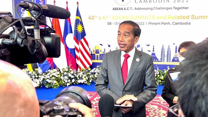 Survei LSI Denny JA: Tingkat Kepuasan terhadap Kinerja Jokowi 74,2%