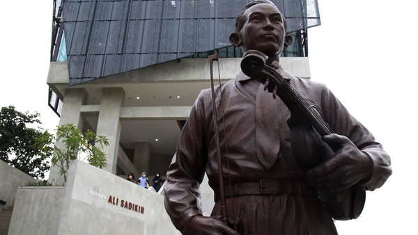 Akademi Jakarta Adukan Persoalan Revitalisasi Planetarium TIM ke Jokowi