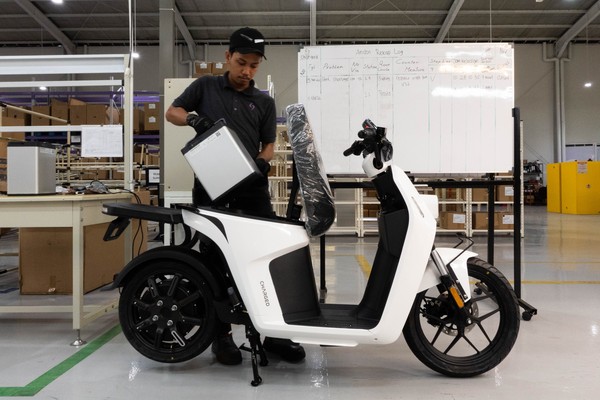 Biar Murah, Kemenhub Minta Produsen Jual Motor Listrik Tanpa Baterai