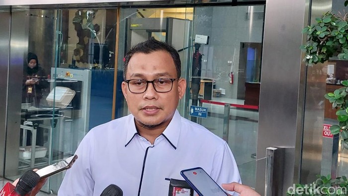 KPK Jawab AHY yang Prihatin Lukas Enembe Sakit-sakitan