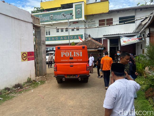 Bantahan Kiai Jember Cabuli Santri Berujung Polisi Geledah Ponpes