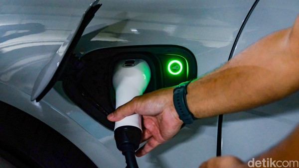 KLHK Respons Pernyataan Eks Kepala Daerah soal Polusi Mobil Listrik