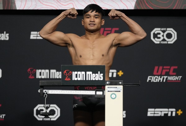 Final Road To UFC: Jeka Saragih Kalah, Gagal Dapat Kontrak UFC