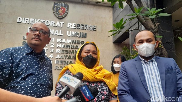 Pengacara Curiga Pembunuhan Sopir Taksi Direncanakan Anggota Densus 88