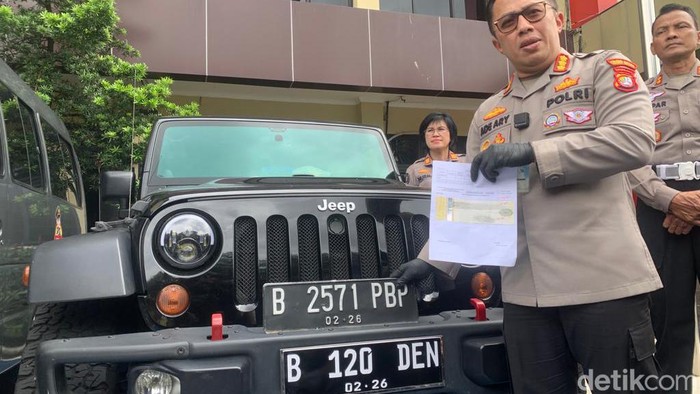 Mobil Rubicon Anak Pejabat Pajak Ternyata Tak Bayar Pajak: Nunggak Rp 6 Jutaan!