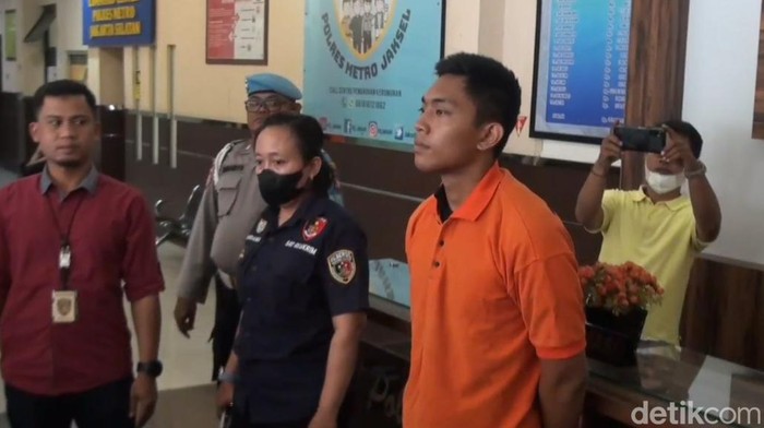 Ekspresi Dandy Anak Pejabat Pajak Penganiaya David Jadi Sorotan