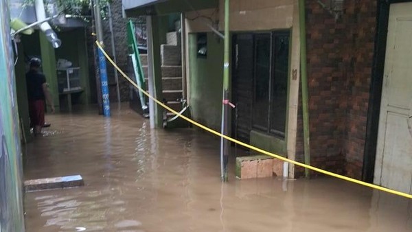 Titik Banjir Jakarta Menyusut, Tersisa 20 RT dan 1 Ruas Jalan