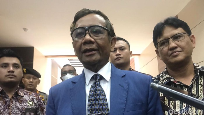 Mahfud: Kita Tolak Semua Campur Tangan Internasional soal Pilot Susi Air